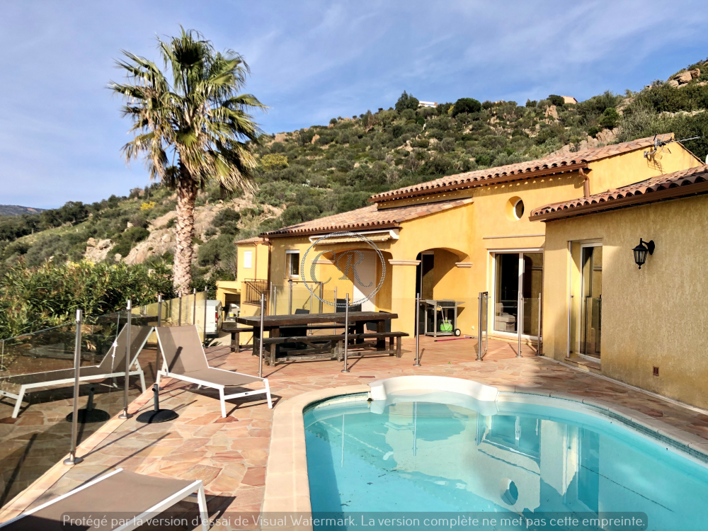 Villa avec piscine chauffée et vue panoramique