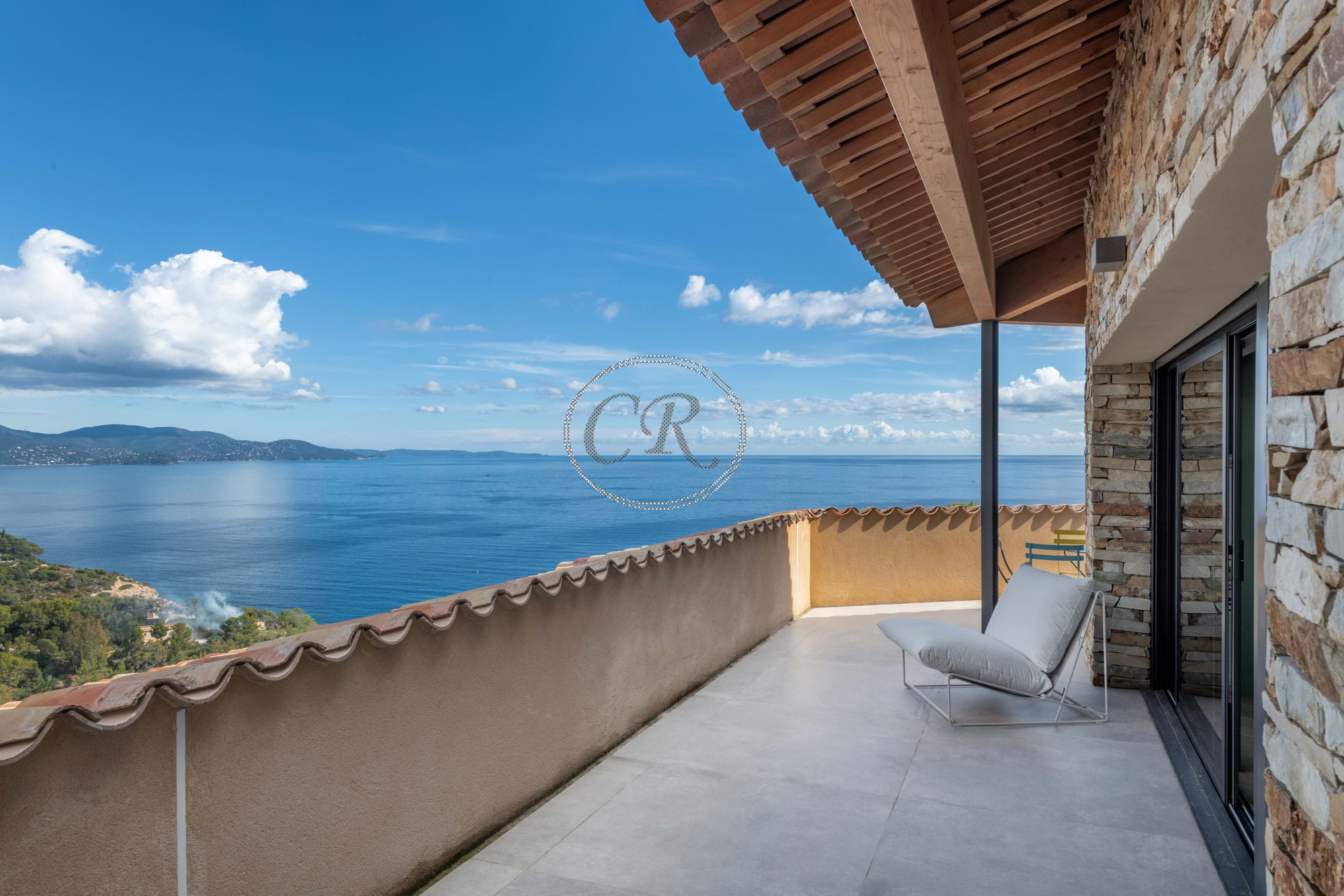 Panoramic sea view villa with swimming pool and jacuzzi