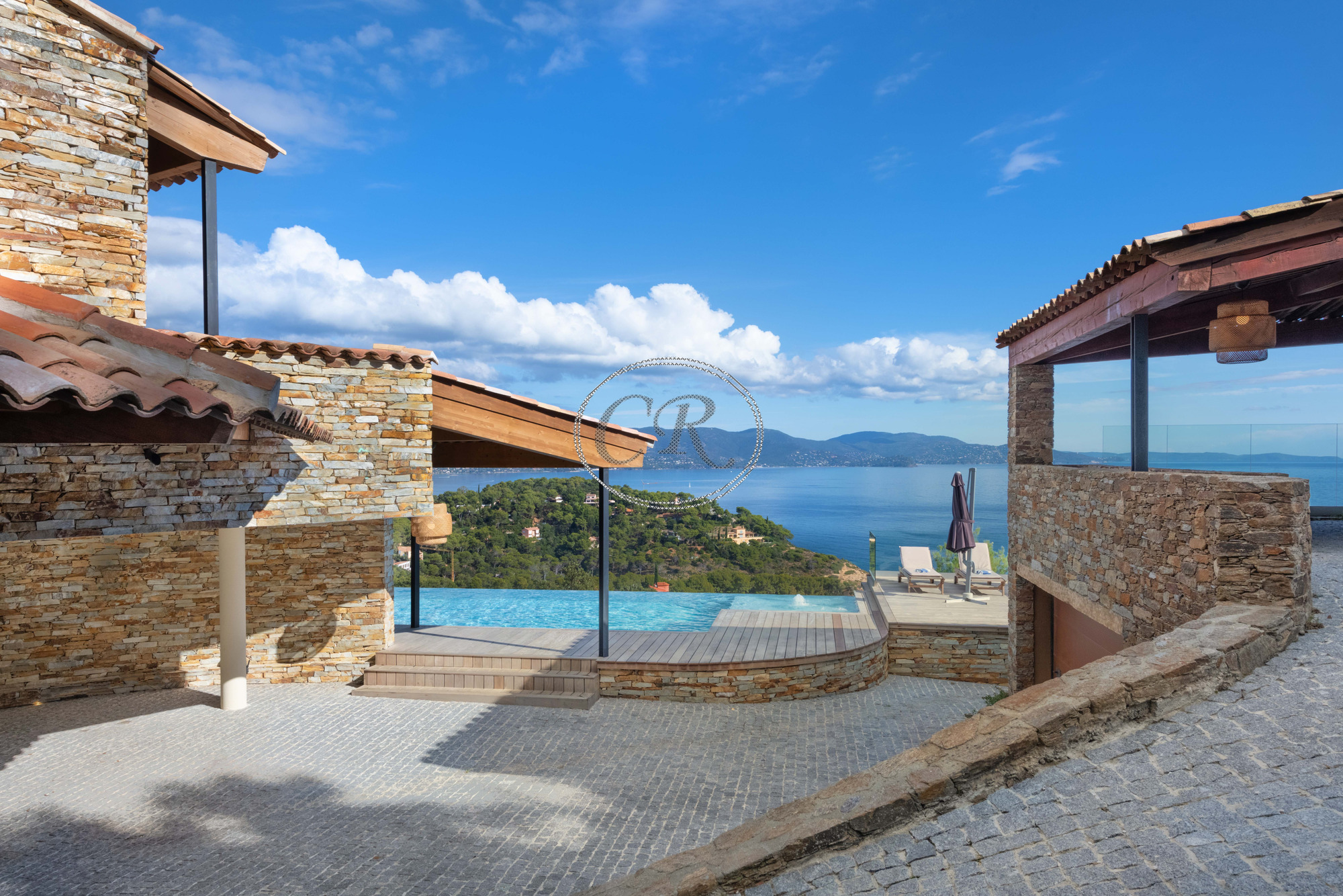 Panoramic sea view villa with swimming pool and jacuzzi