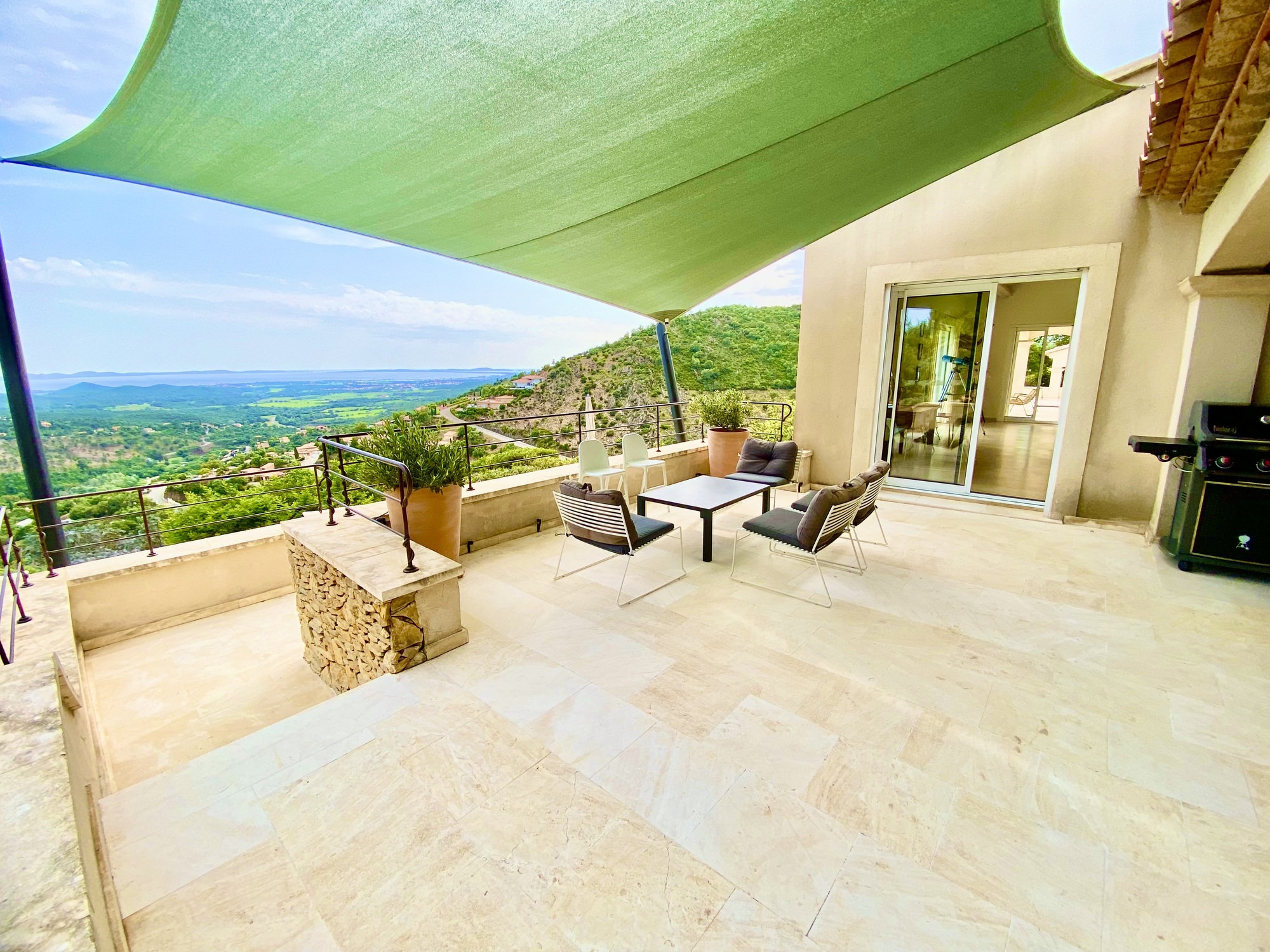 Luxueuse villa contemporaine,  vue mer panoramique