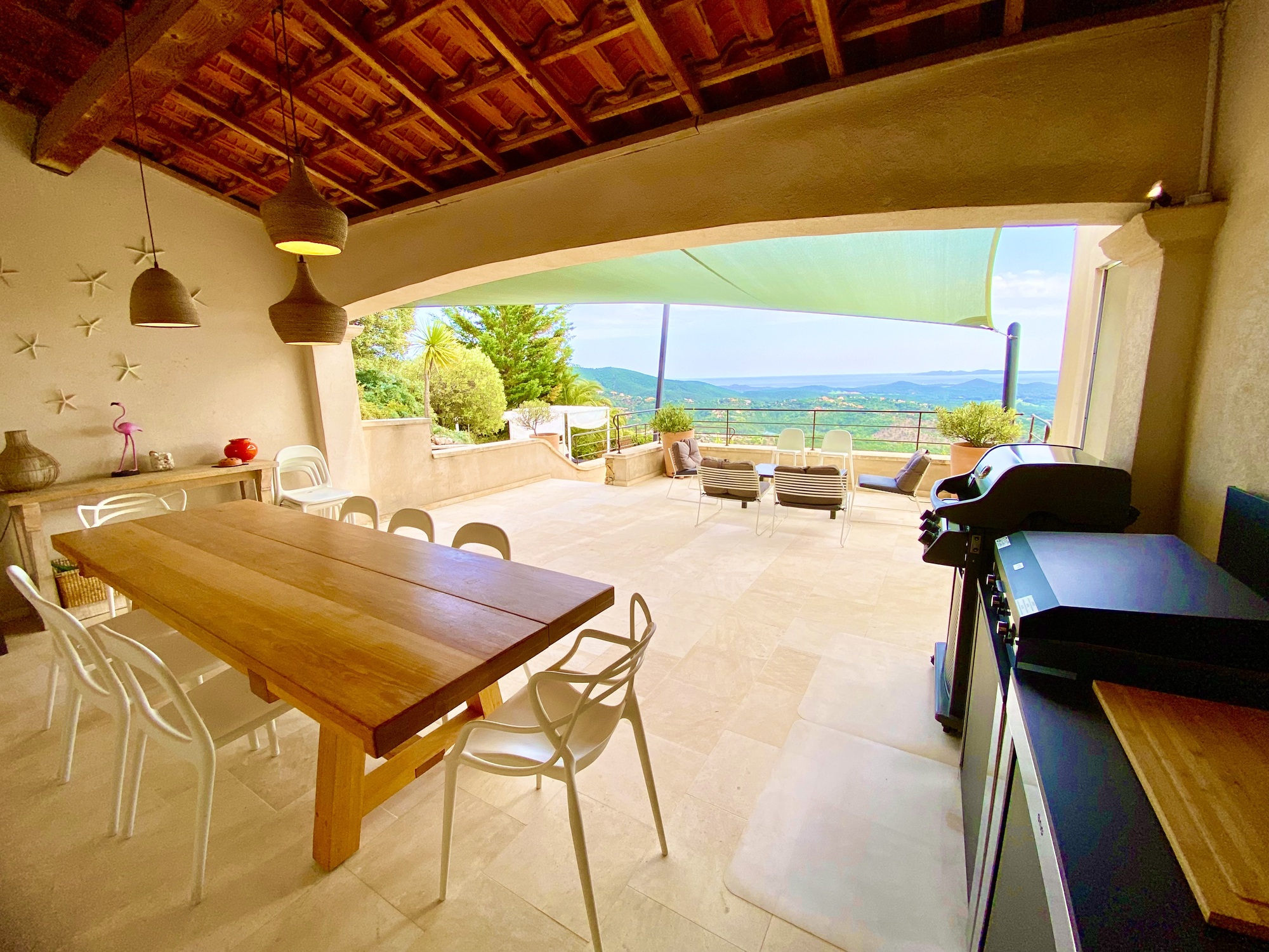 Luxurious contemporary villa, panoramic sea view