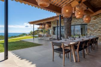 villa-d-exception-situee-au-cap-benat