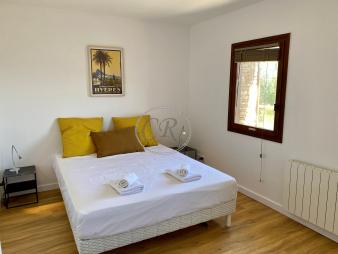 villa-with-swimming-pool-and-panoramic-sea-view-located-in-gaou