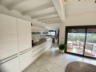 paisible-villa-sur-les-hauteurs-de-hyeres