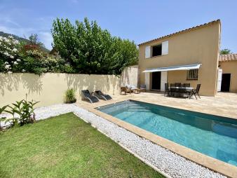 maison-de-charme-avec-piscine-proche-du-mourillon