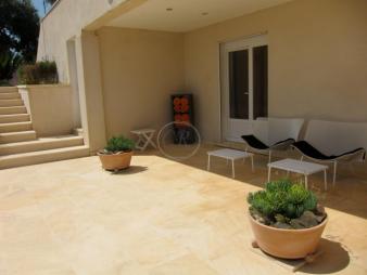 luxueuse-villa-contemporaine-vue-mer-panoramique
