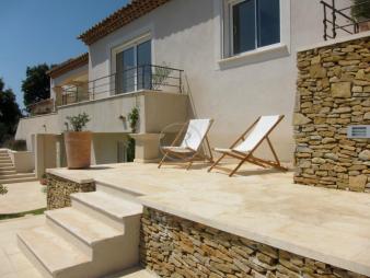 luxueuse-villa-contemporaine-vue-mer-panoramique